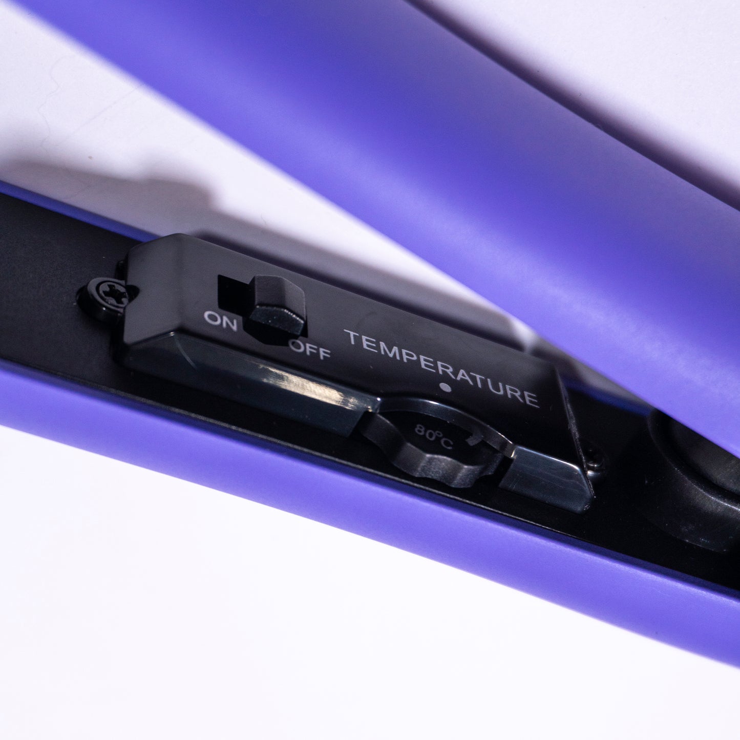Plancha Profesional Peinart Modelo BWT-B54 Color Purple
