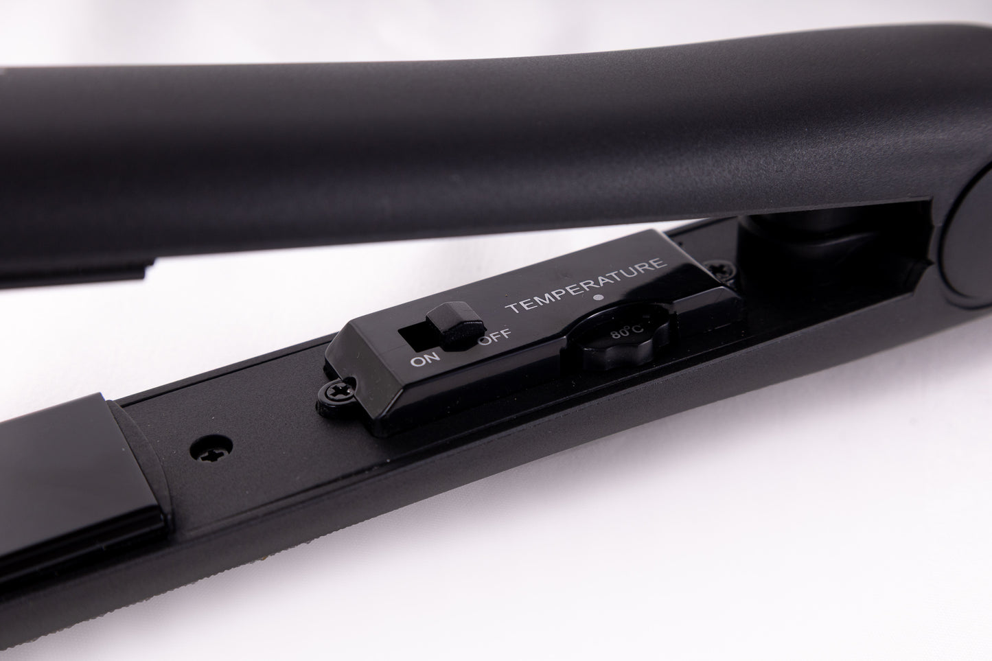 Plancha Profesional Peinart Modelo BWT-B54 Negro